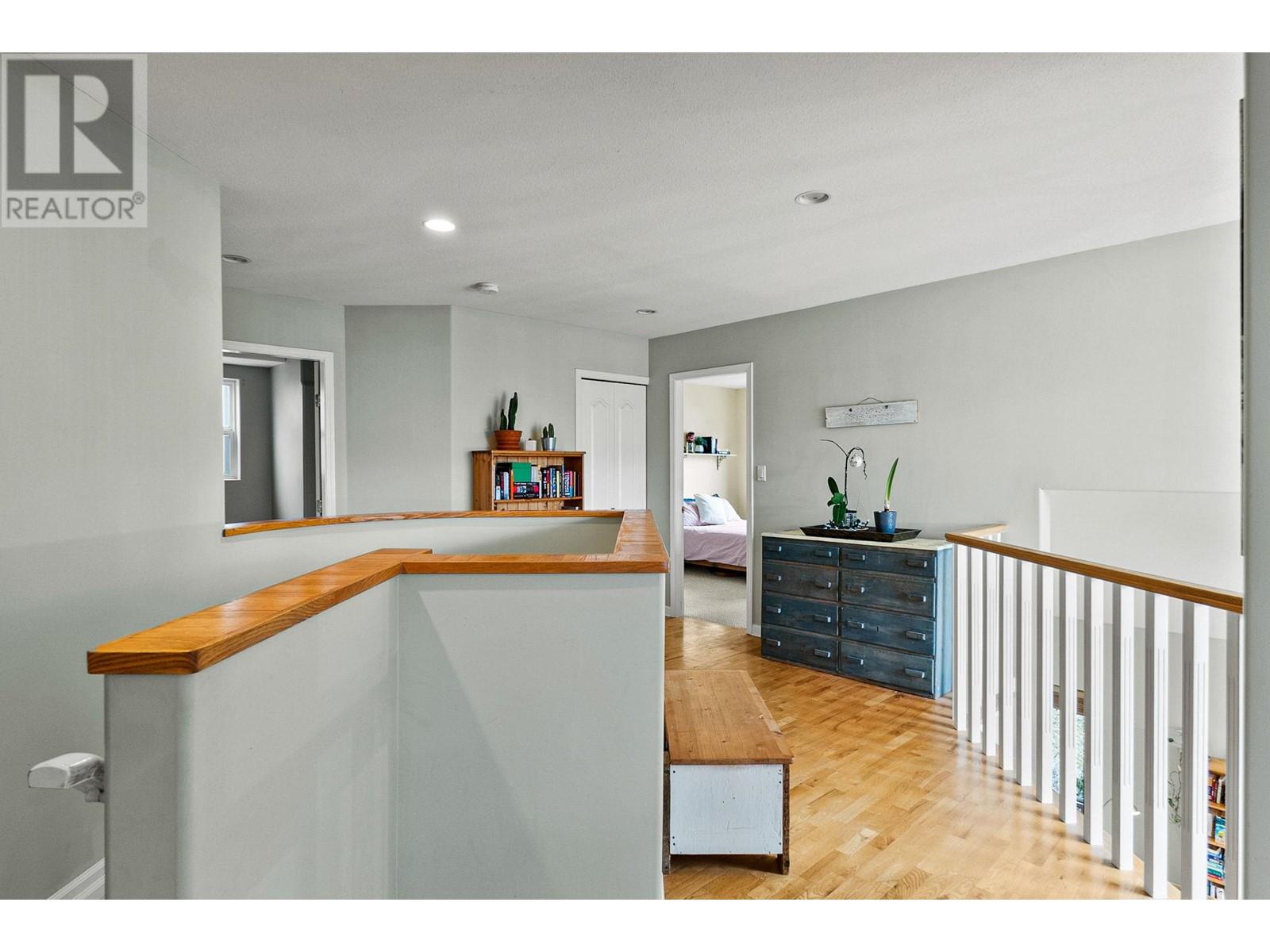 712 Creekside Road, Penticton, British Columbia  V2A 2C4 - Photo 42 - 10337227