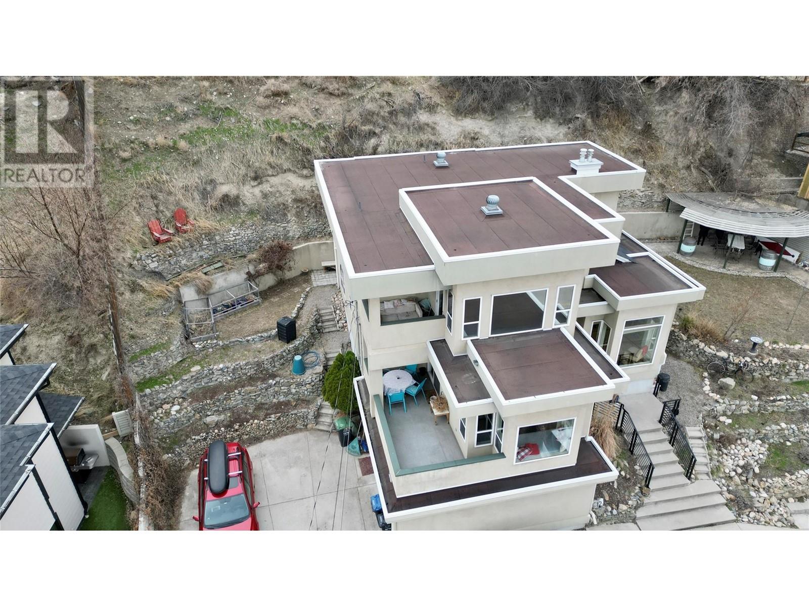 712 Creekside Road, Penticton, British Columbia  V2A 2C4 - Photo 60 - 10337227