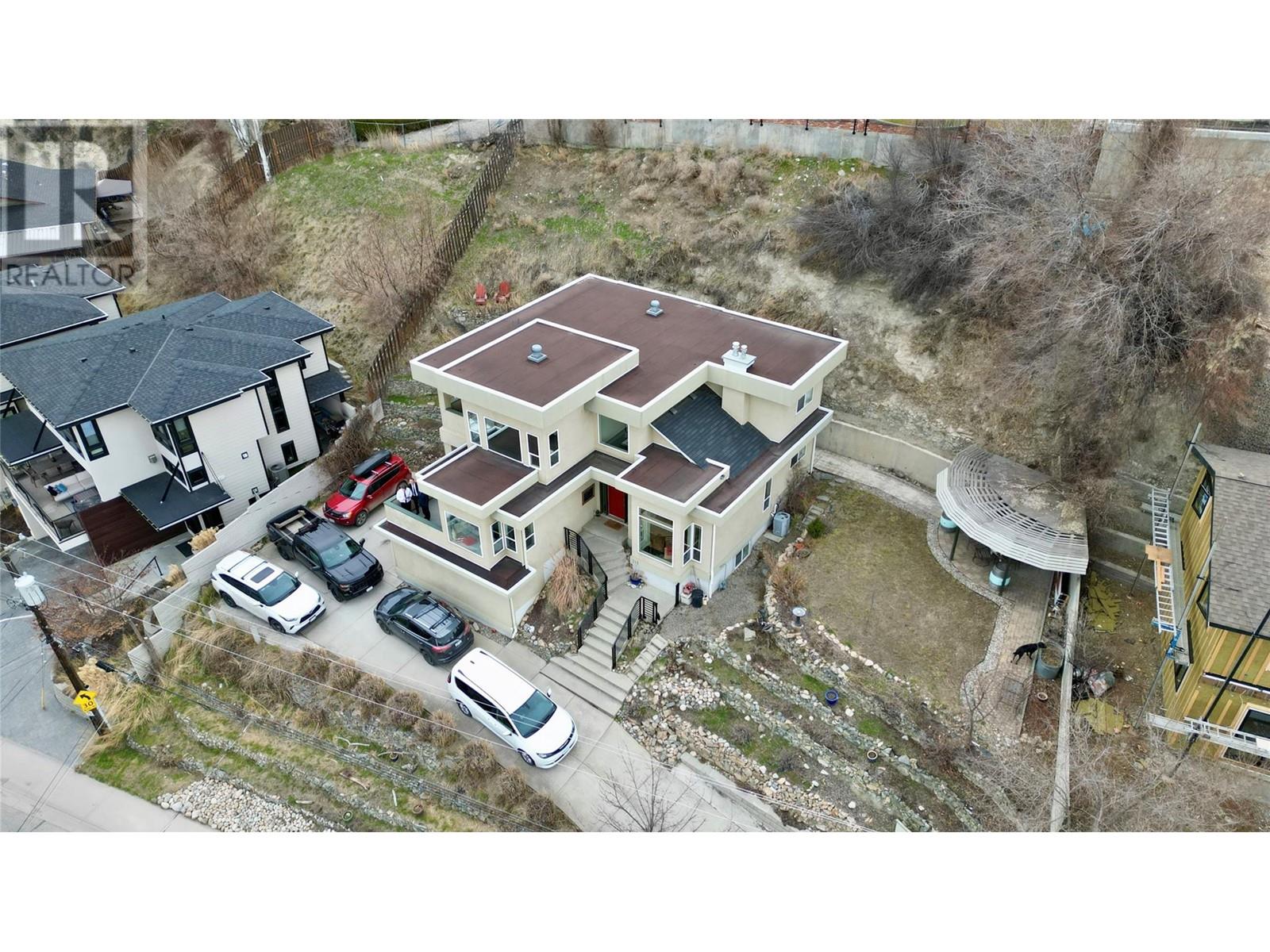 712 Creekside Road, Penticton, British Columbia  V2A 2C4 - Photo 8 - 10337227