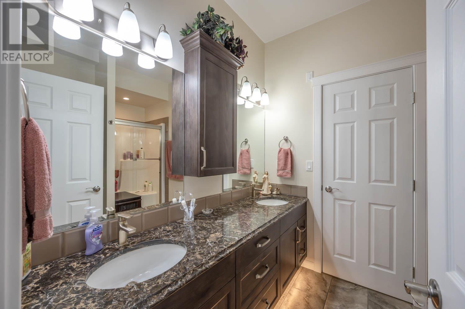 3388 Skaha Lake Road Unit# 901, Penticton, British Columbia  V2A 6G4 - Photo 13 - 10337200