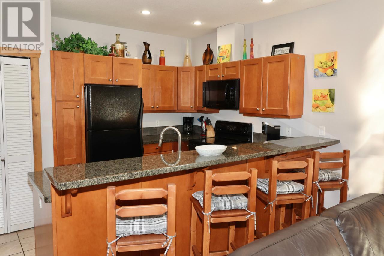5401 Lakeshore Drive Unit# 205, Osoyoos, British Columbia  V0H 1V6 - Photo 13 - 10337121