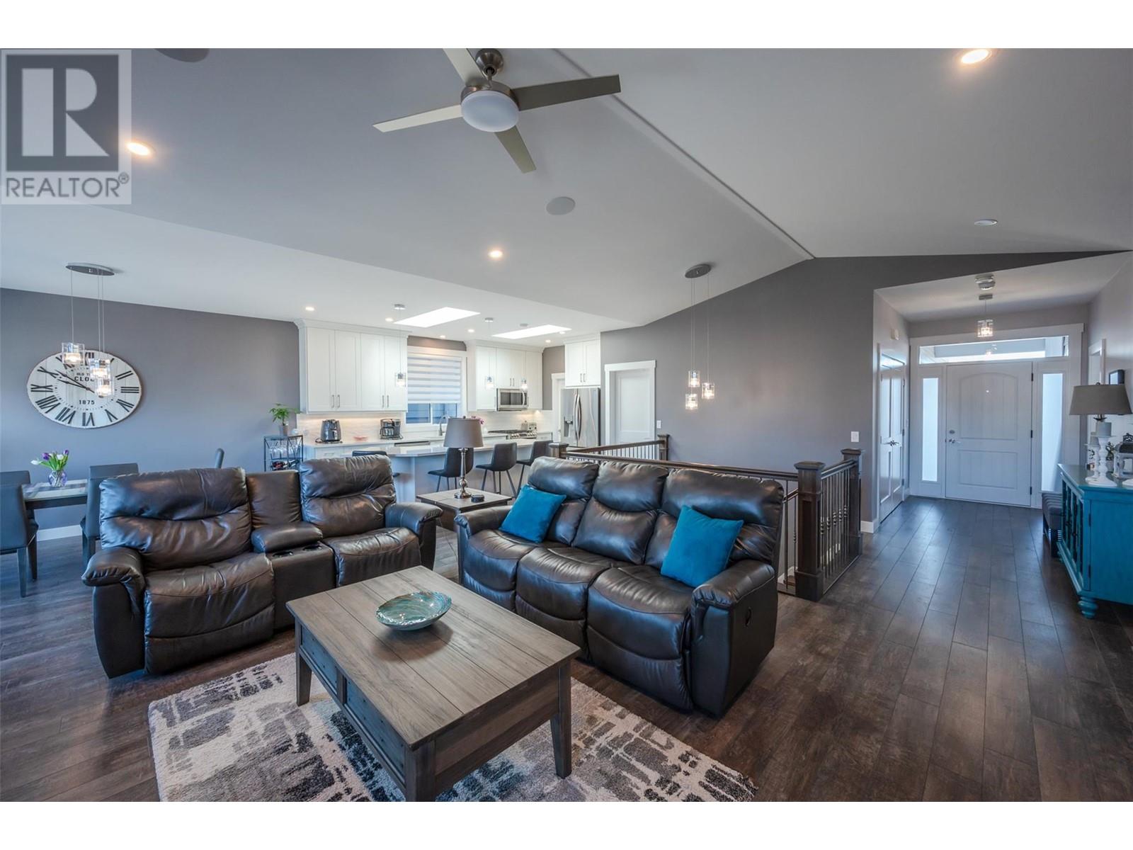 121 Timberstone Place, Penticton, British Columbia  V2A 0B5 - Photo 13 - 10337309