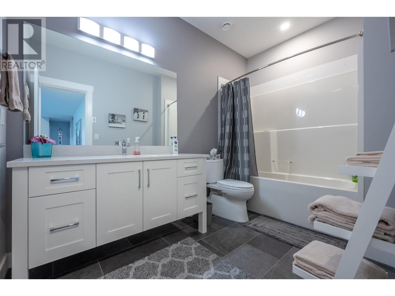 121 Timberstone Place, Penticton, British Columbia  V2A 0B5 - Photo 35 - 10337309