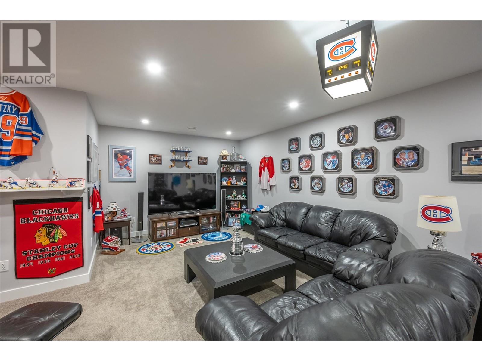 121 Timberstone Place, Penticton, British Columbia  V2A 0B5 - Photo 7 - 10337309