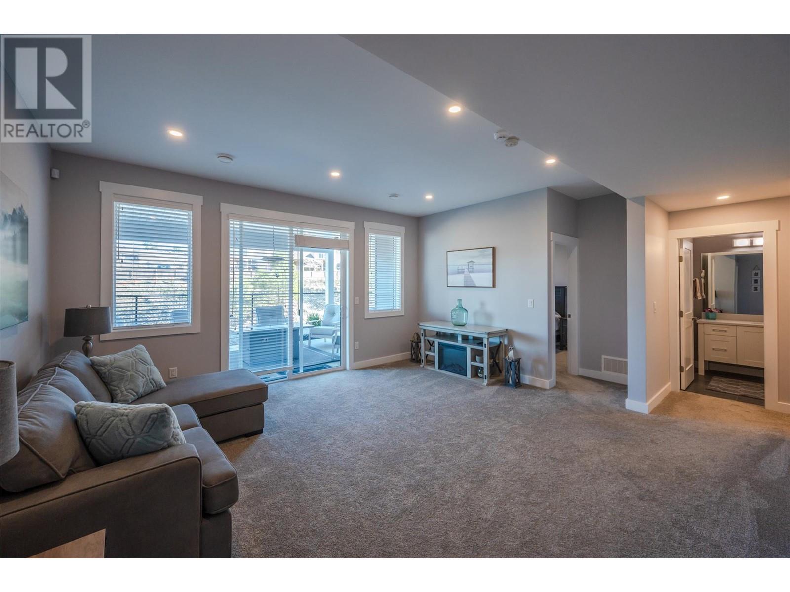 121 Timberstone Place, Penticton, British Columbia  V2A 0B5 - Photo 8 - 10337309