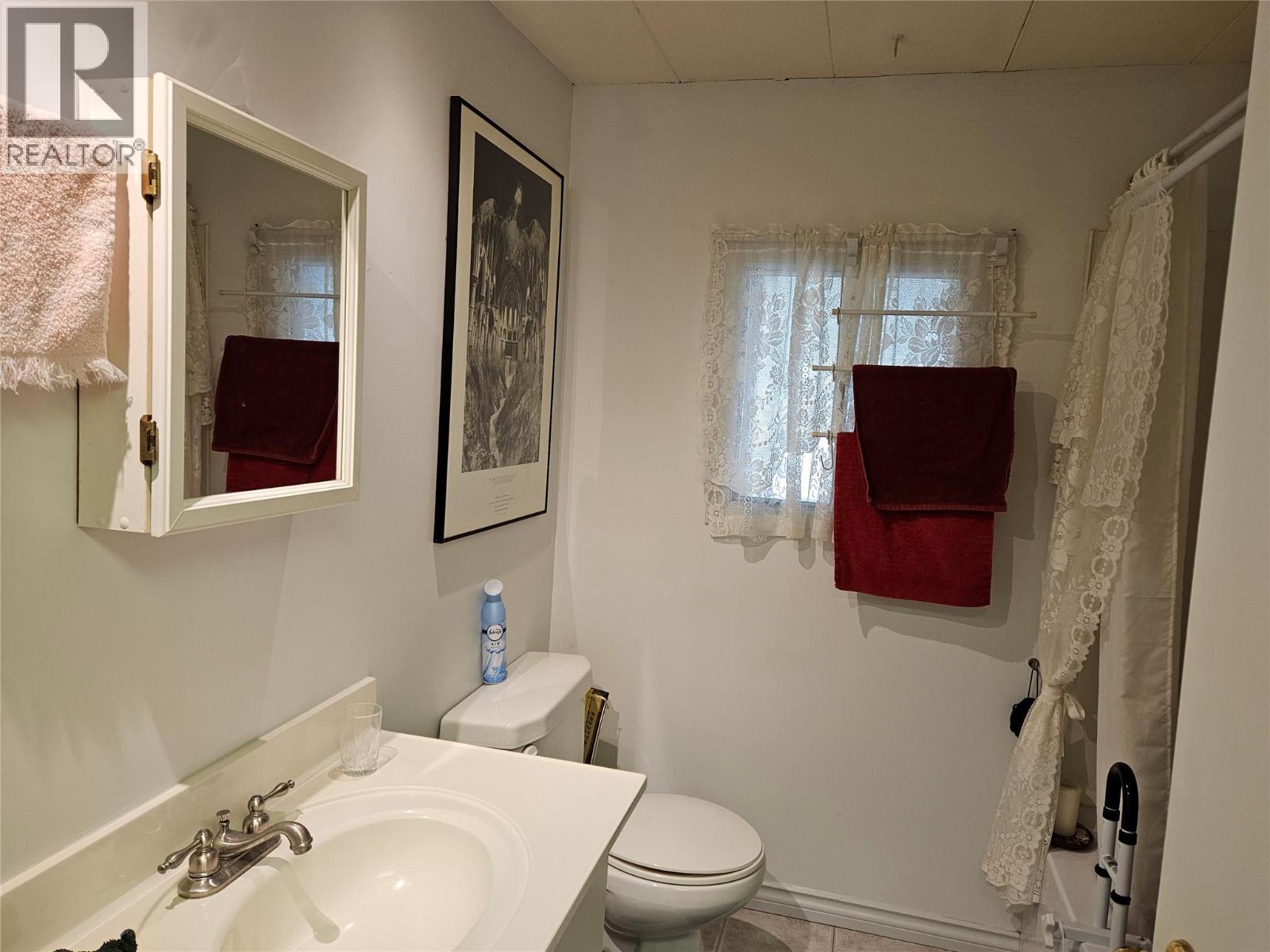 620 12th Avenue, Keremeos, British Columbia  V0X 1N3 - Photo 16 - 10337376