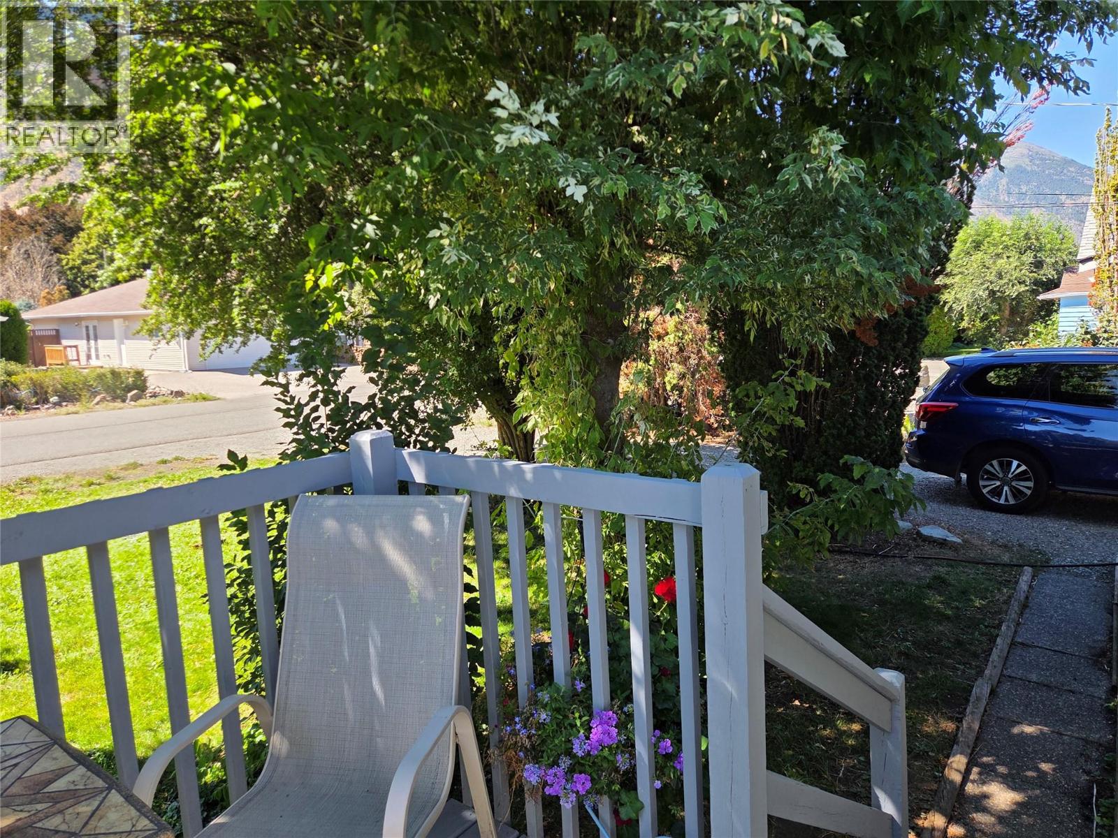 620 12th Avenue, Keremeos, British Columbia  V0X 1N3 - Photo 23 - 10337376