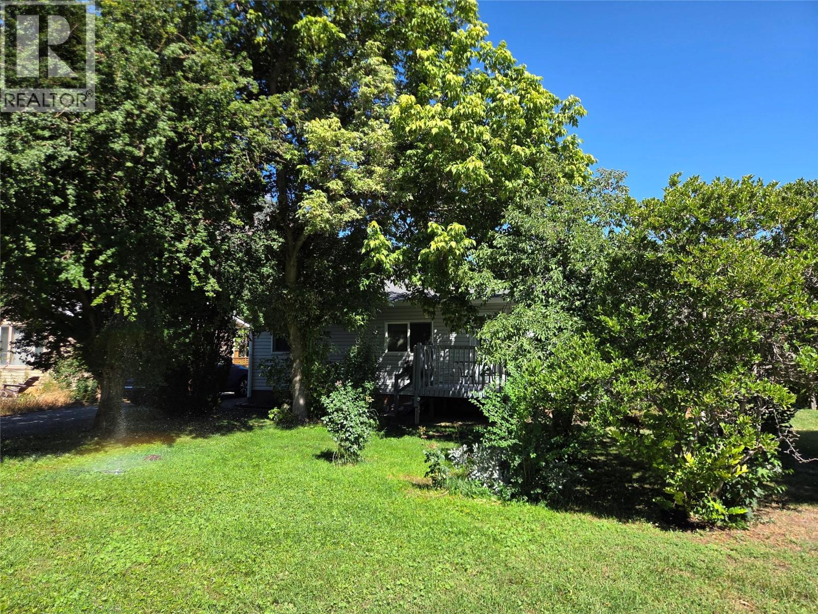 620 12th Avenue, Keremeos, British Columbia  V0X 1N3 - Photo 27 - 10337376