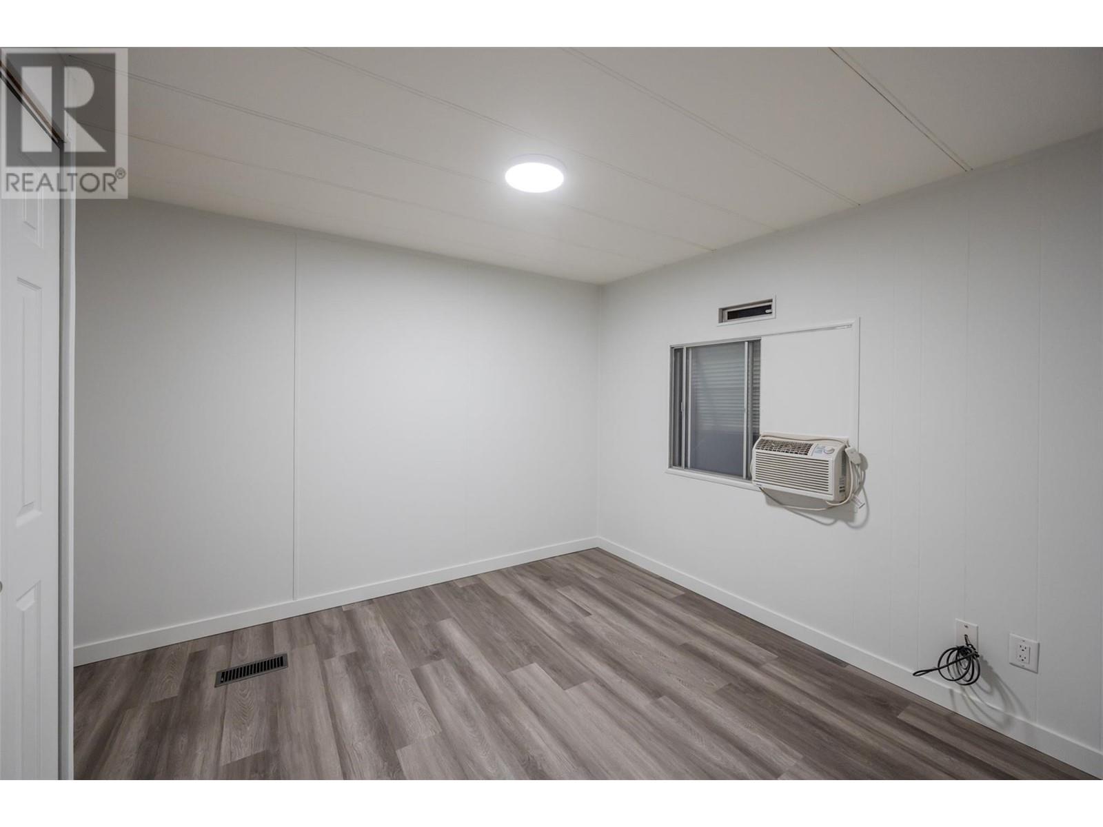 197 Dauphin Avenue Unit# 14, Penticton, British Columbia  V2A 3S3 - Photo 18 - 10337188
