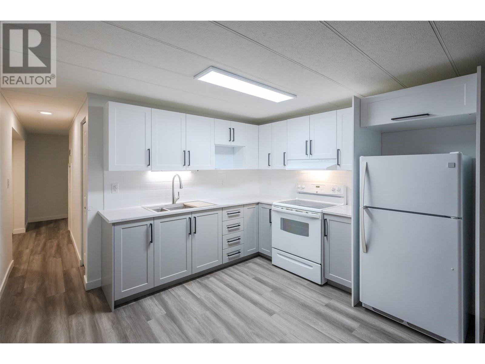 197 Dauphin Avenue Unit# 14, Penticton, British Columbia  V2A 3S3 - Photo 7 - 10337188