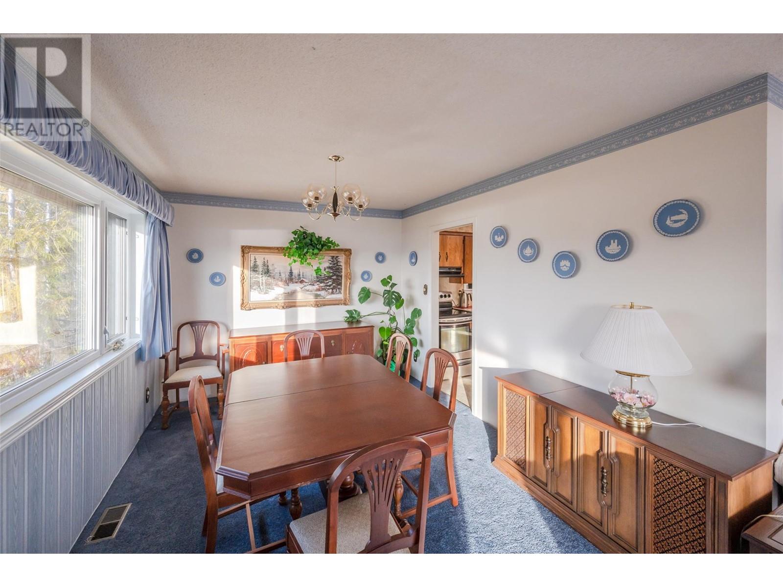 9800 Giants Head Road, Summerland, British Columbia  V0H 1Z7 - Photo 10 - 10337392