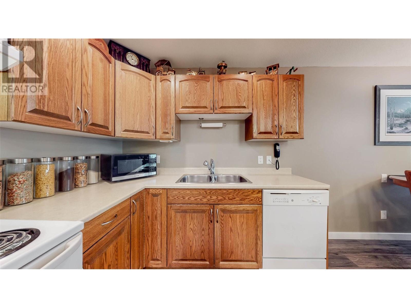 921 Spillway Road Unit# 309a, Oliver, British Columbia  V0H 1T8 - Photo 6 - 10337369