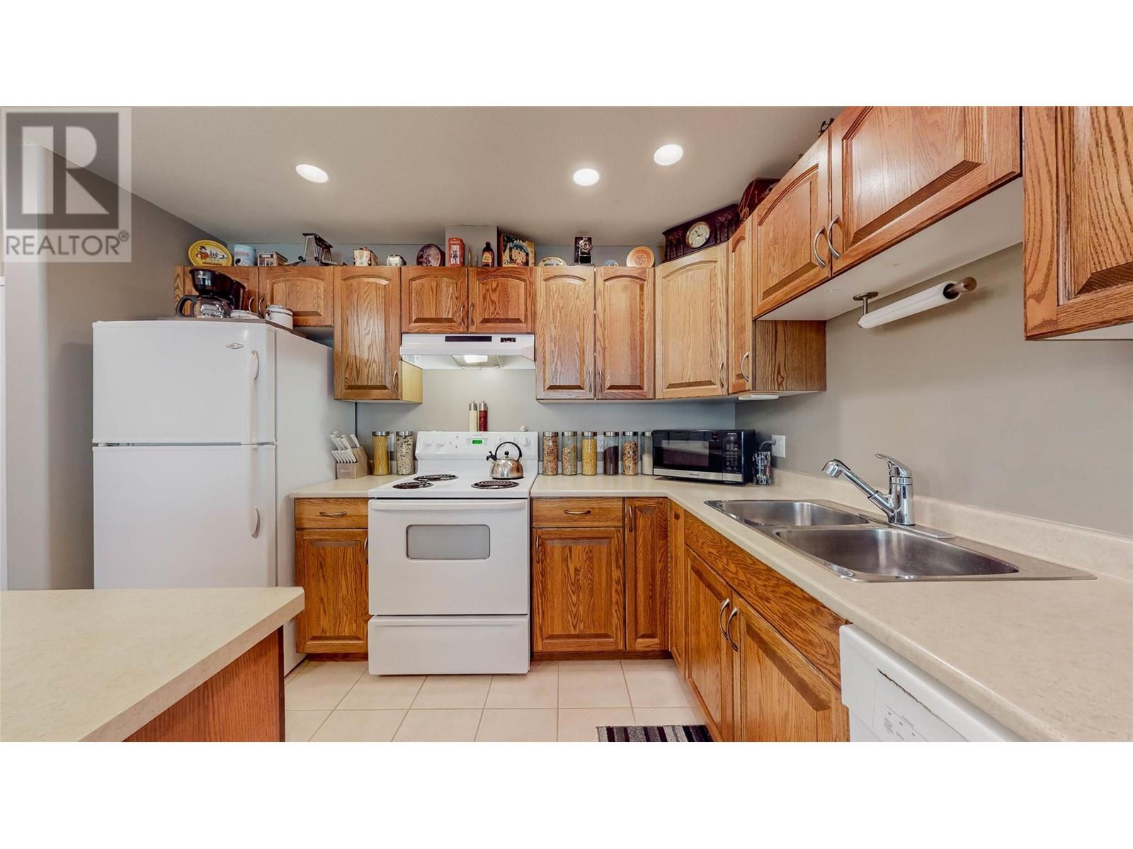 921 Spillway Road Unit# 309a, Oliver, British Columbia  V0H 1T8 - Photo 8 - 10337369