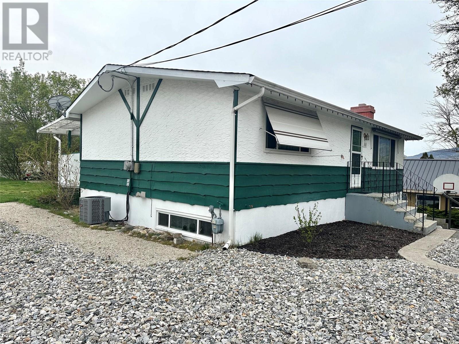 6491 Park Drive Drive, Oliver, British Columbia  V0H 1T4 - Photo 2 - 10336816
