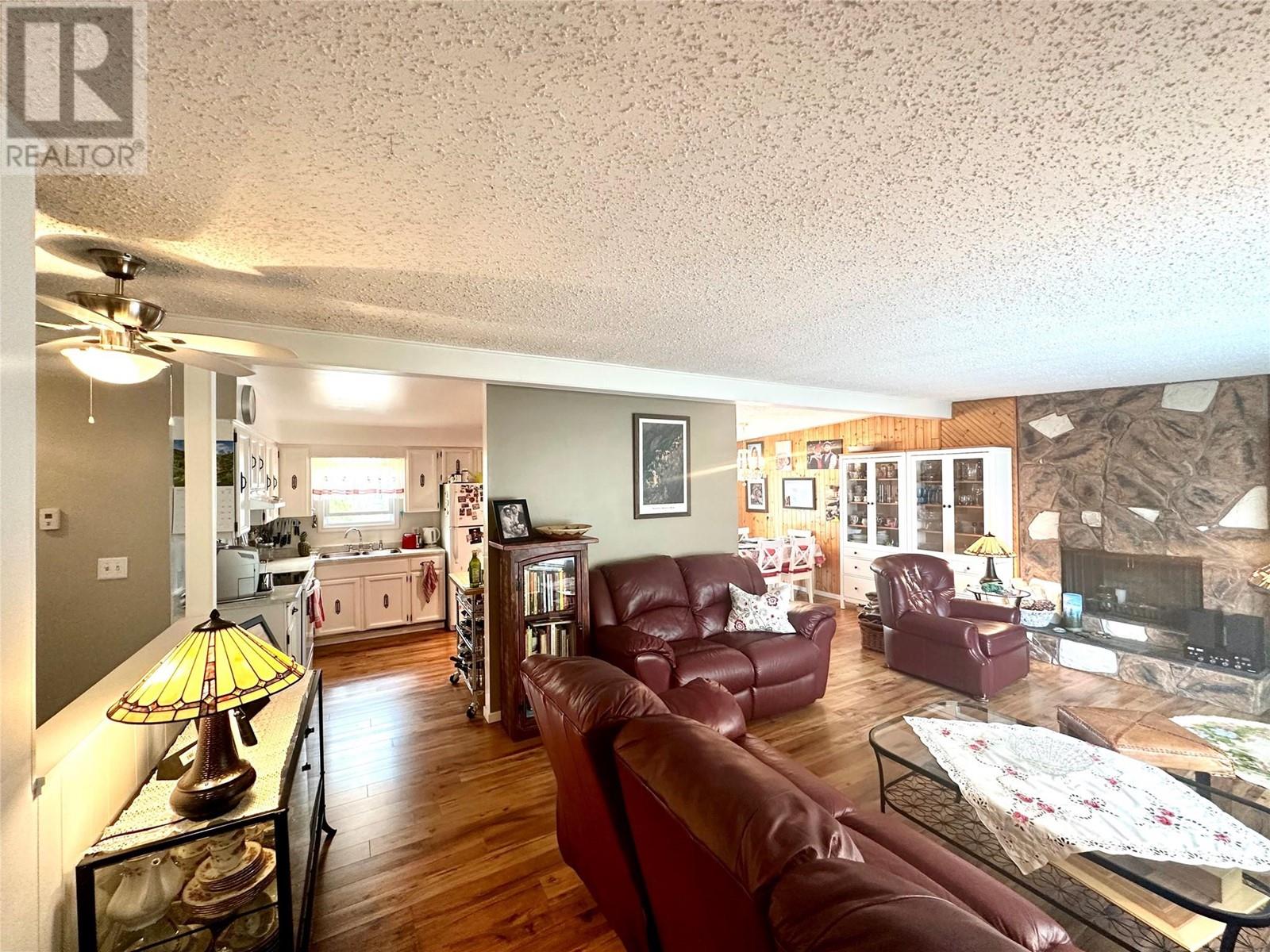 6491 Park Drive Drive, Oliver, British Columbia  V0H 1T4 - Photo 5 - 10336816