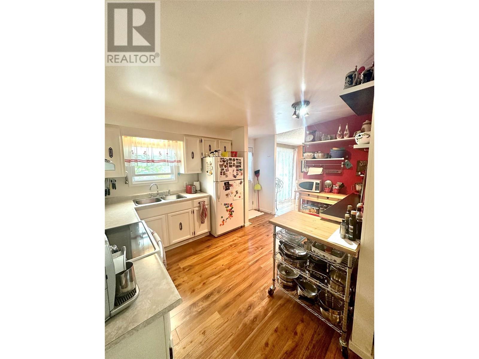 6491 Park Drive Drive, Oliver, British Columbia  V0H 1T4 - Photo 7 - 10336816