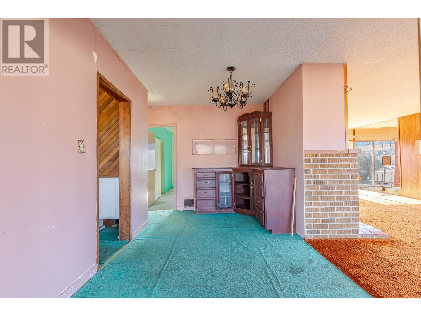168 Hastings Place, Penticton, British Columbia  V2A 2W1 - Photo 8 - 10337439