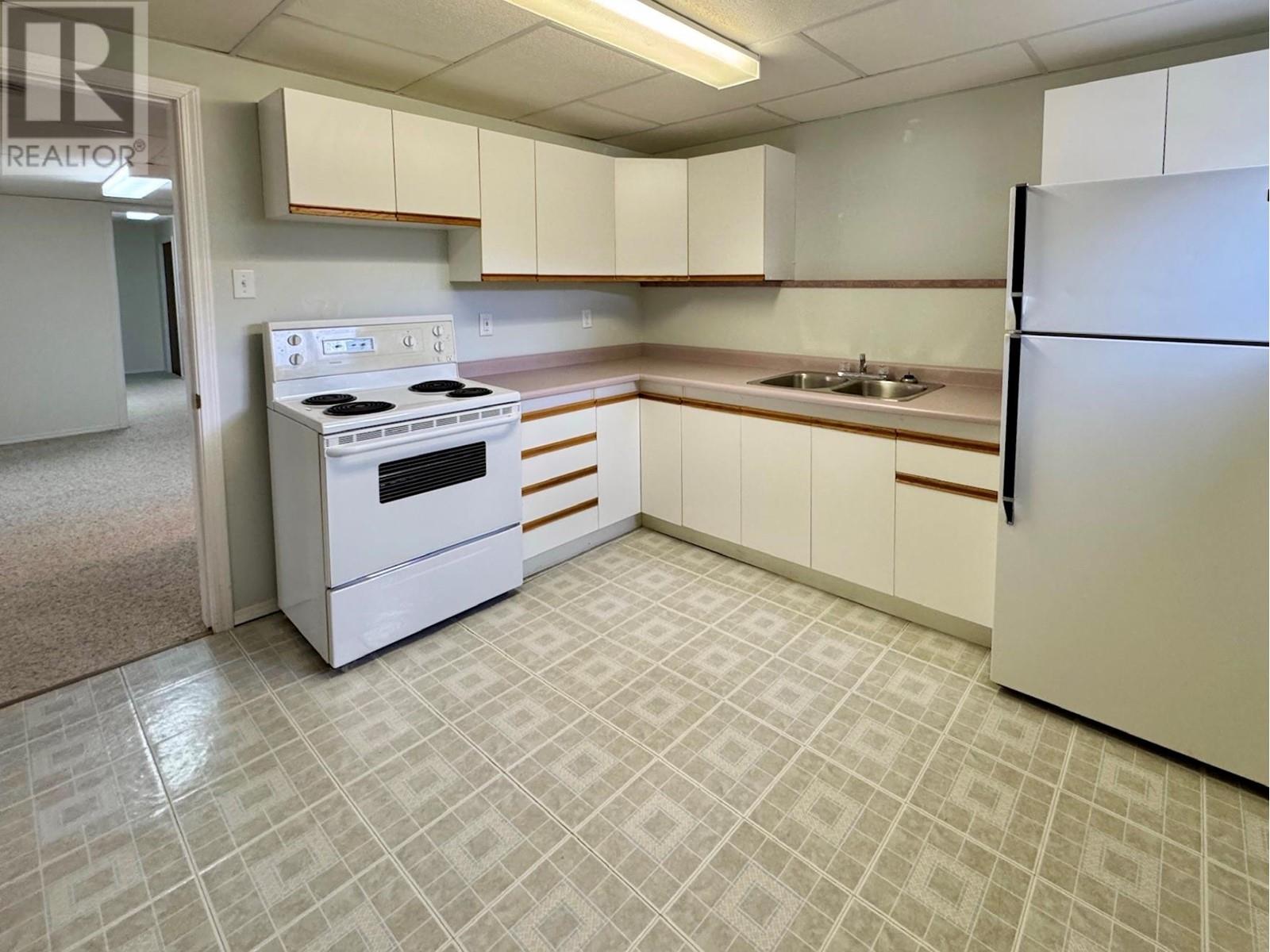 145 Blairmore Crescent, Penticton, British Columbia  V2A 7E2 - Photo 31 - 10337148