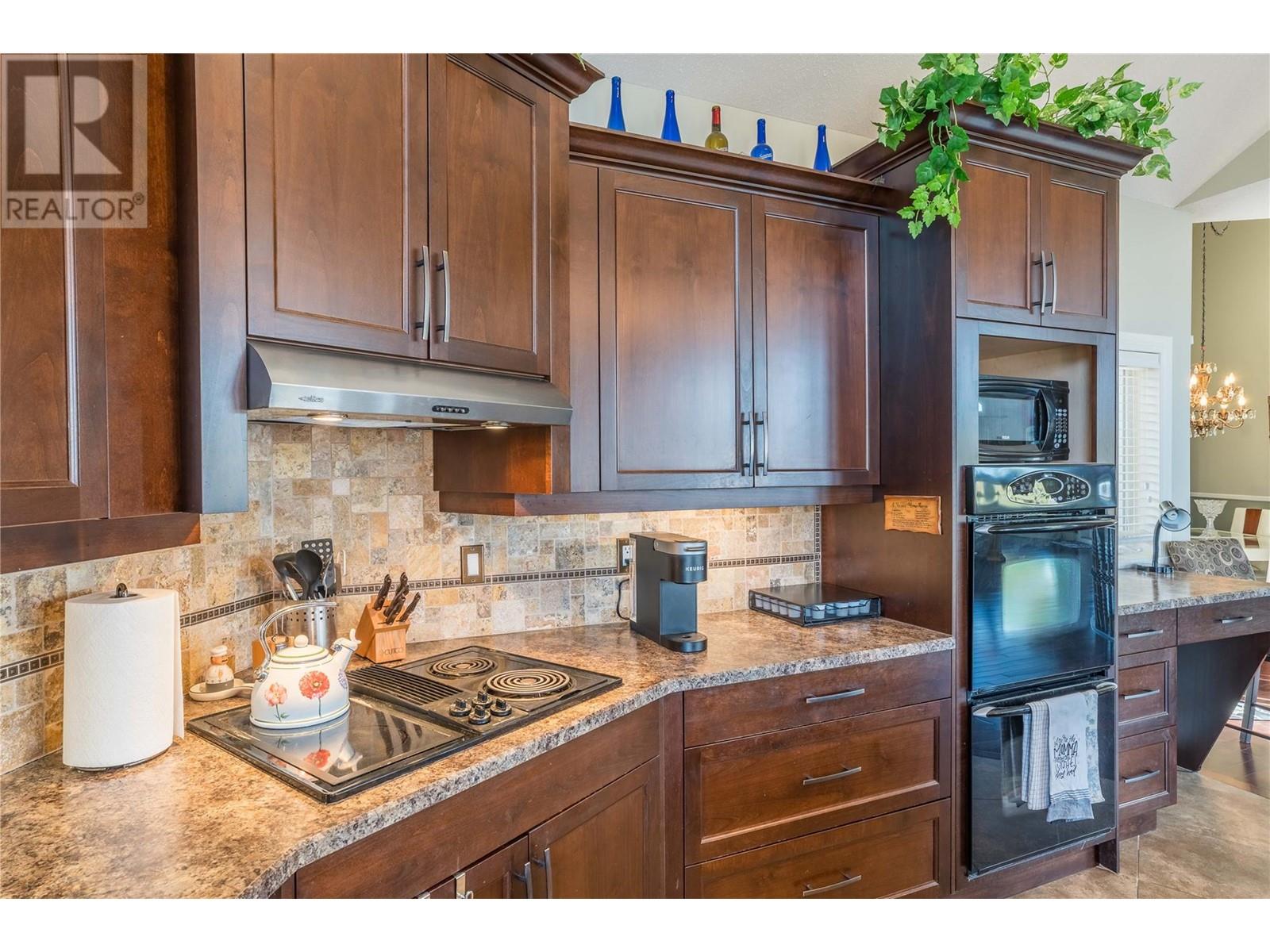 136 Sumac Ridge Drive, Summerland, British Columbia  V0H 1Z6 - Photo 8 - 10337026