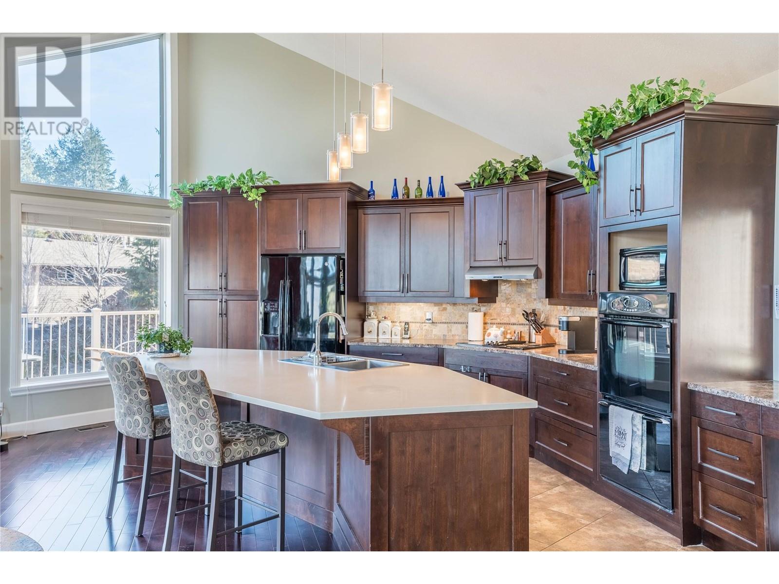 136 Sumac Ridge Drive, Summerland, British Columbia  V0H 1Z6 - Photo 9 - 10337026