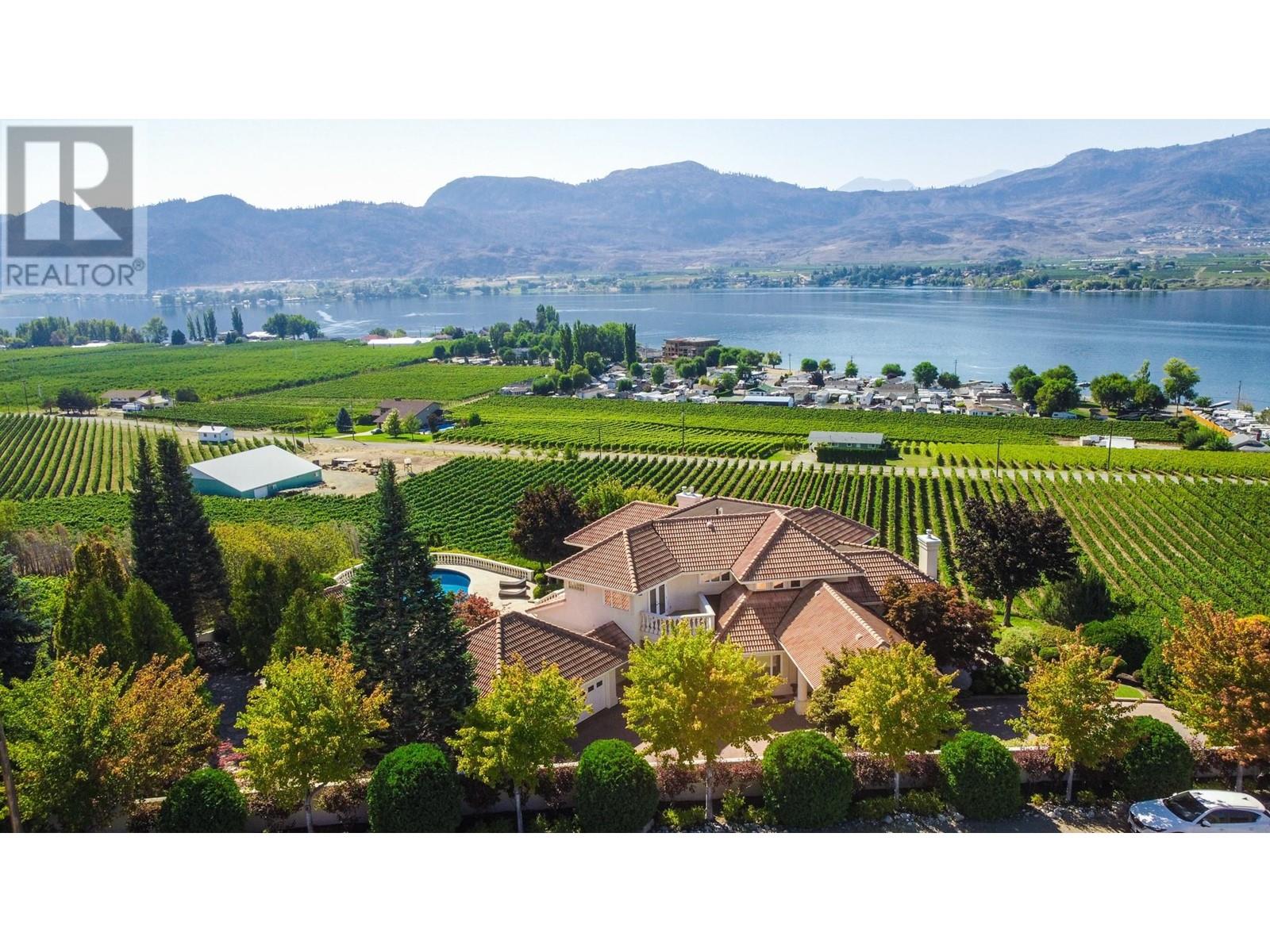 3715 30th Avenue, Osoyoos, British Columbia  V0H 1V6 - Photo 1 - 10335812
