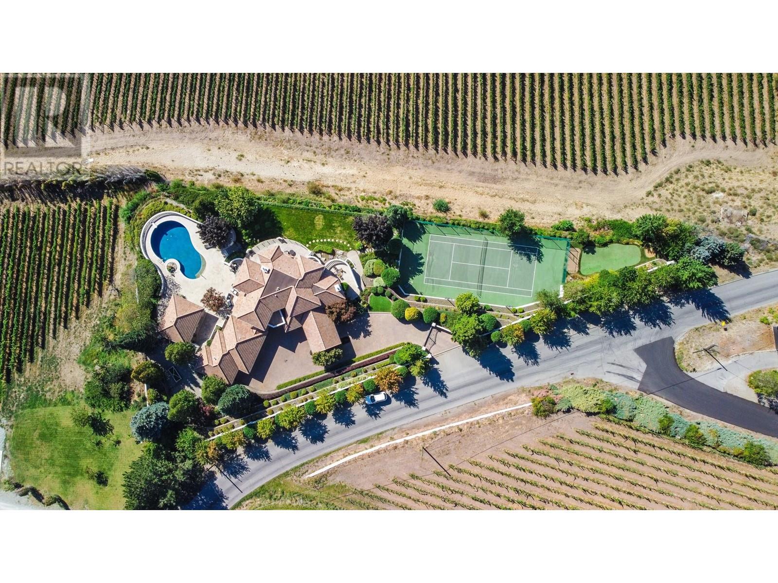 3715 30th Avenue, Osoyoos, British Columbia  V0H 1V6 - Photo 15 - 10335812