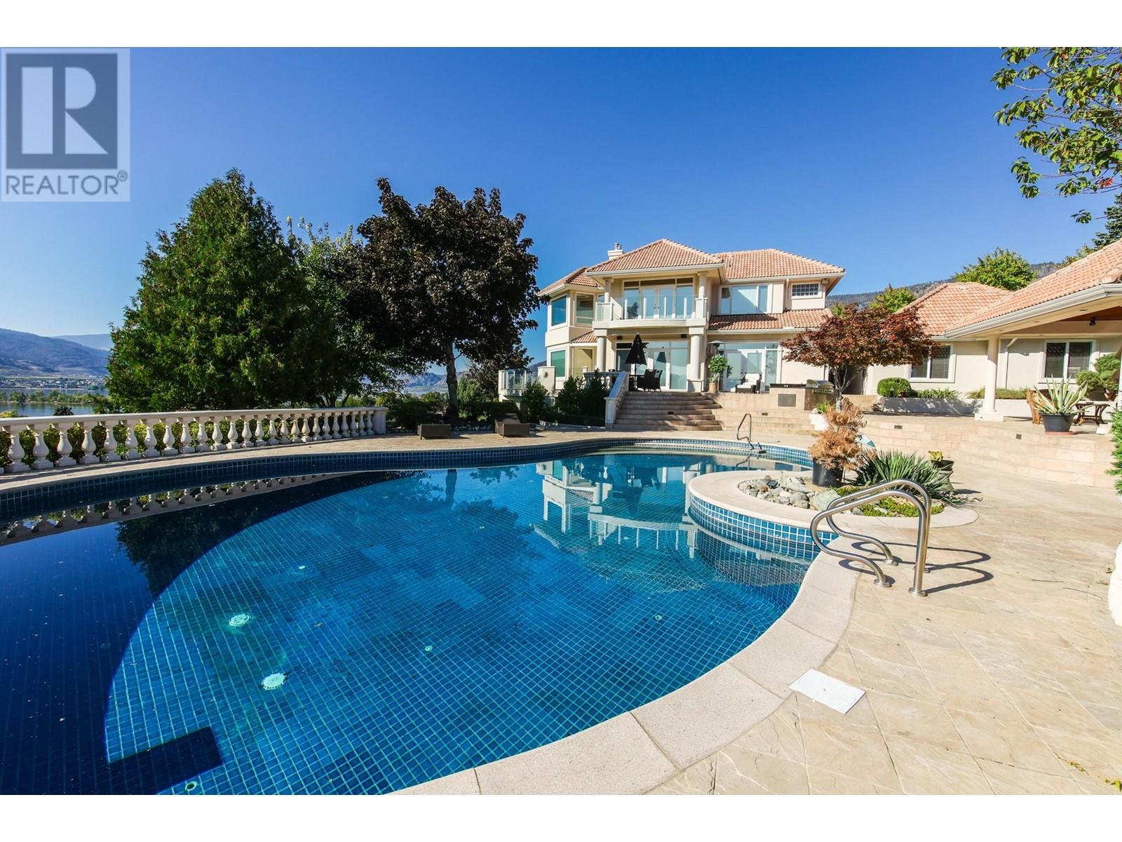 3715 30th Avenue, Osoyoos, British Columbia  V0H 1V6 - Photo 17 - 10335812