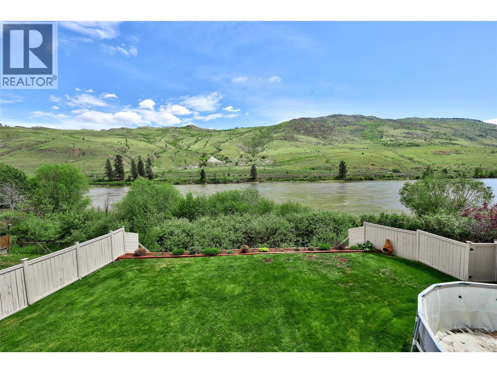 3639 Overlander Drive, Kamloops, British Columbia  V2B 8L7 - Photo 14 - 10337292