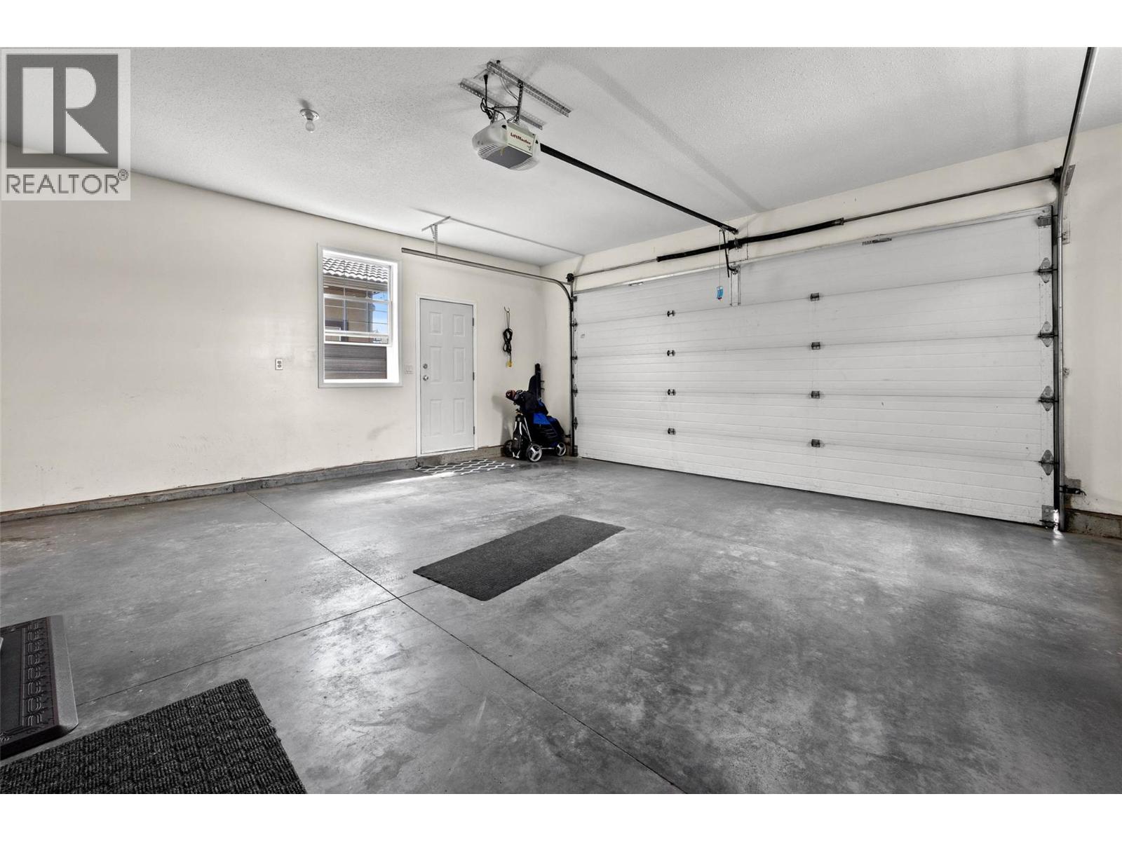 3639 Overlander Drive, Kamloops, British Columbia  V2B 8L7 - Photo 41 - 10337292