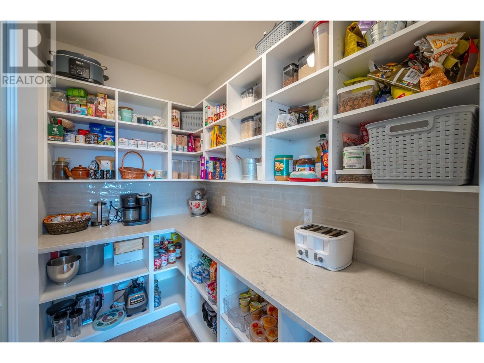 17503 Sanborn Street, Summerland, British Columbia  V0H 1Z3 - Photo 11 - 10337278