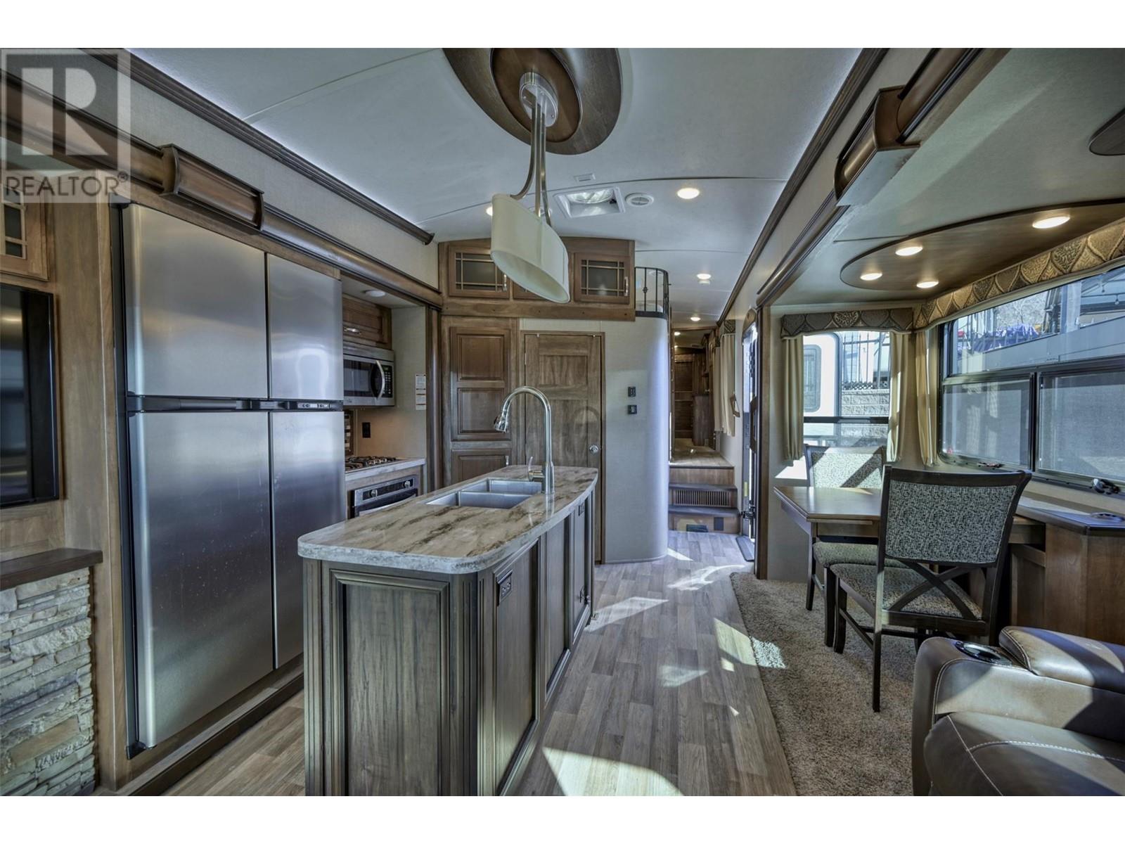 3207 Lakeshore Drive Unit# 65 & 66, Osoyoos, British Columbia  V0H 1V6 - Photo 14 - 10336653