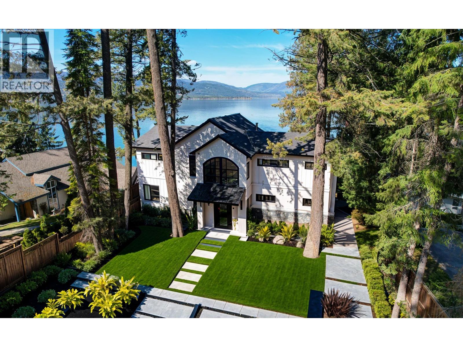 9701 Delcliffe Road, Vernon, British Columbia  V1H 1K9 - Photo 3 - 10336761