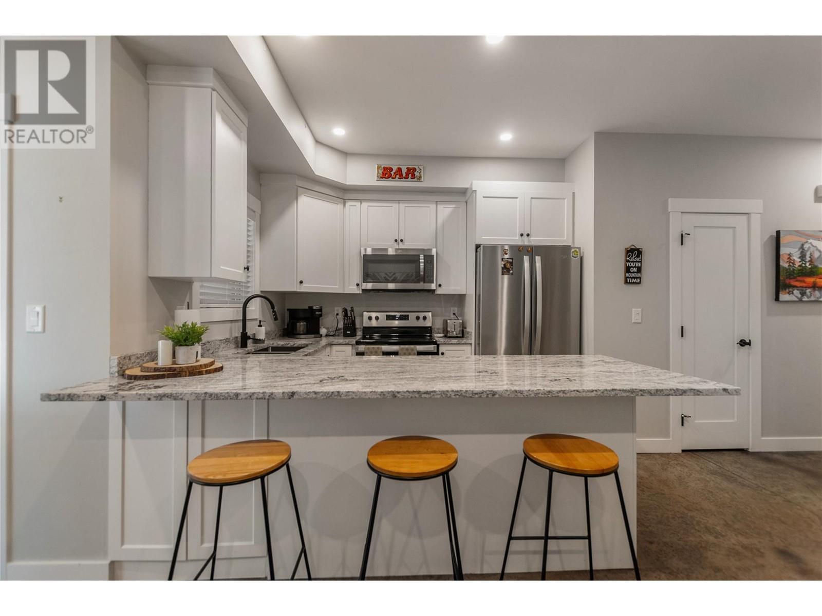 300 Creekview Road Unit# 2, Penticton, British Columbia  V0X 1N6 - Photo 4 - 10337748