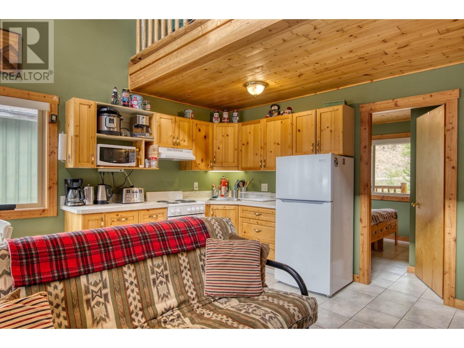 161 Clearview Crescent Unit# 301, Penticton, British Columbia  V2A 0E2 - Photo 10 - 10337760
