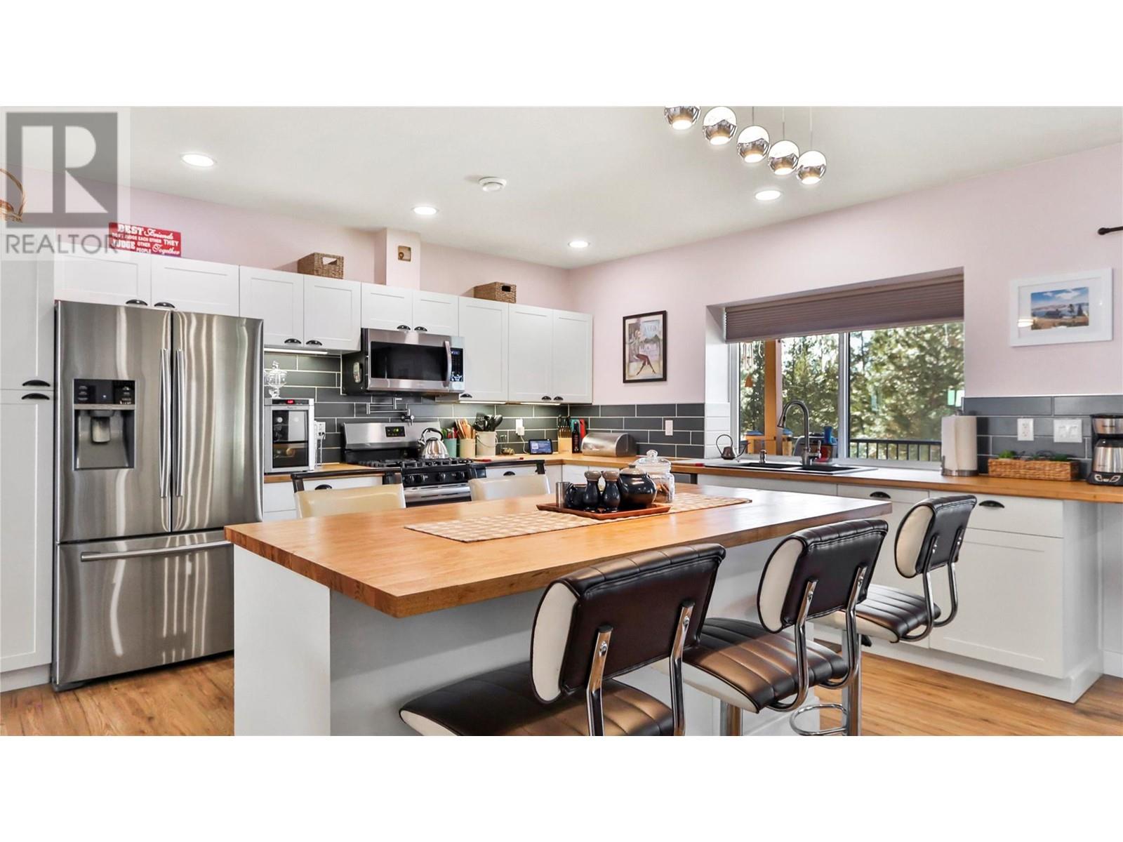 295 Mule Deer Drive, Osoyoos, British Columbia  V0H 1V6 - Photo 10 - 10337730
