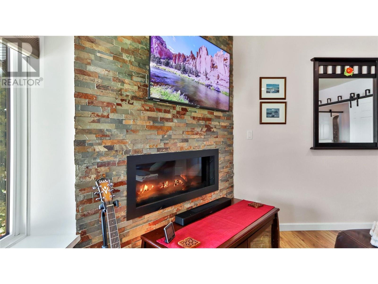 295 Mule Deer Drive, Osoyoos, British Columbia  V0H 1V6 - Photo 15 - 10337730