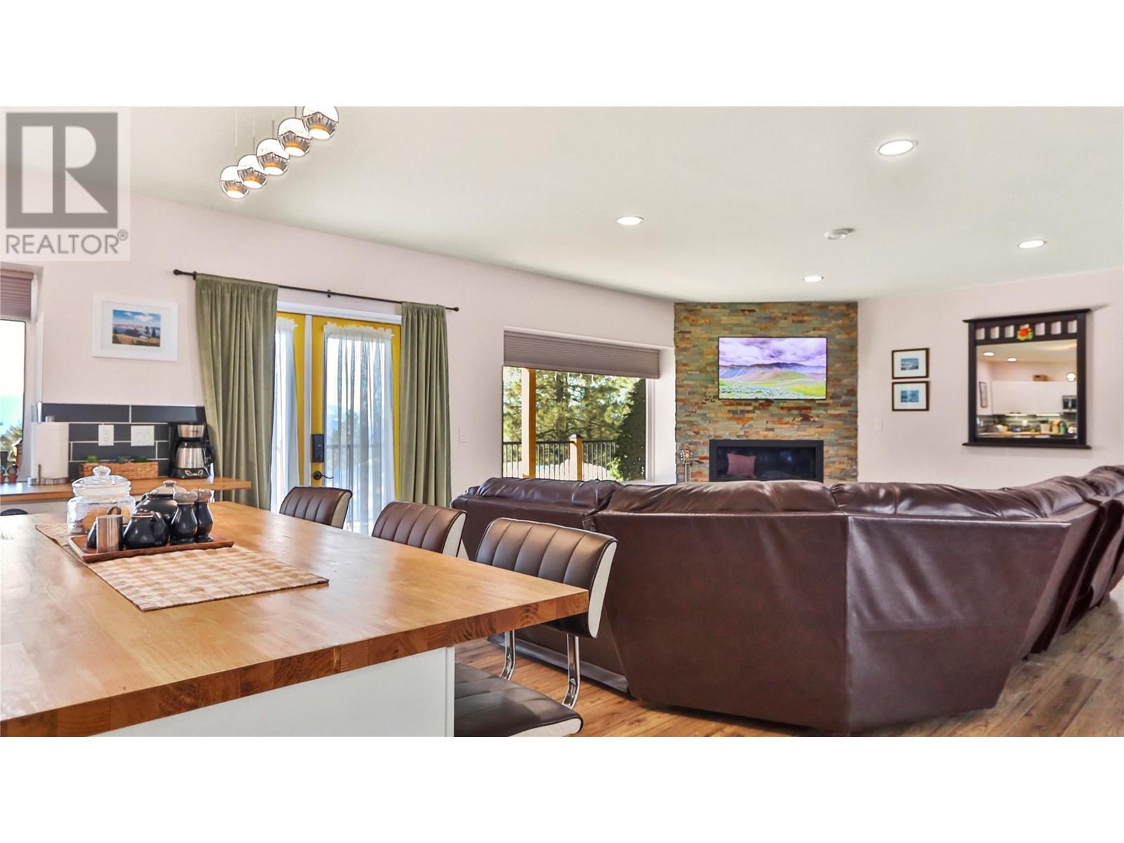 295 Mule Deer Drive, Osoyoos, British Columbia  V0H 1V6 - Photo 17 - 10337730