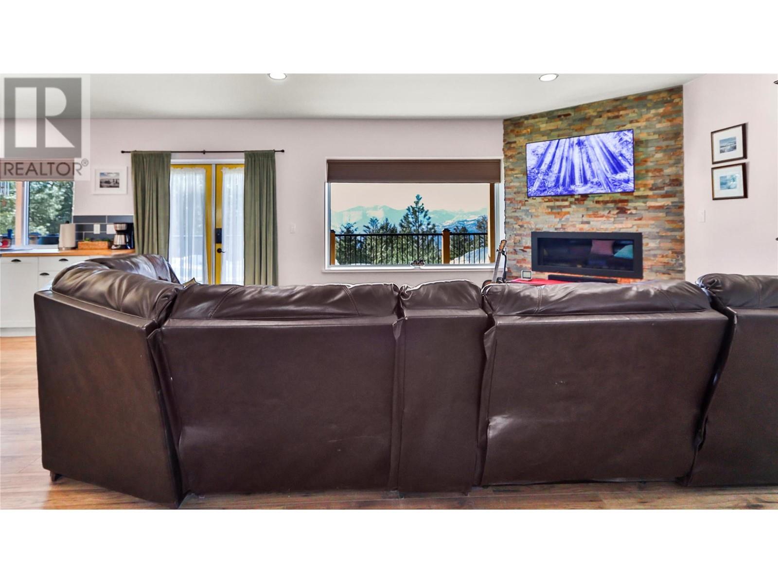 295 Mule Deer Drive, Osoyoos, British Columbia  V0H 1V6 - Photo 18 - 10337730