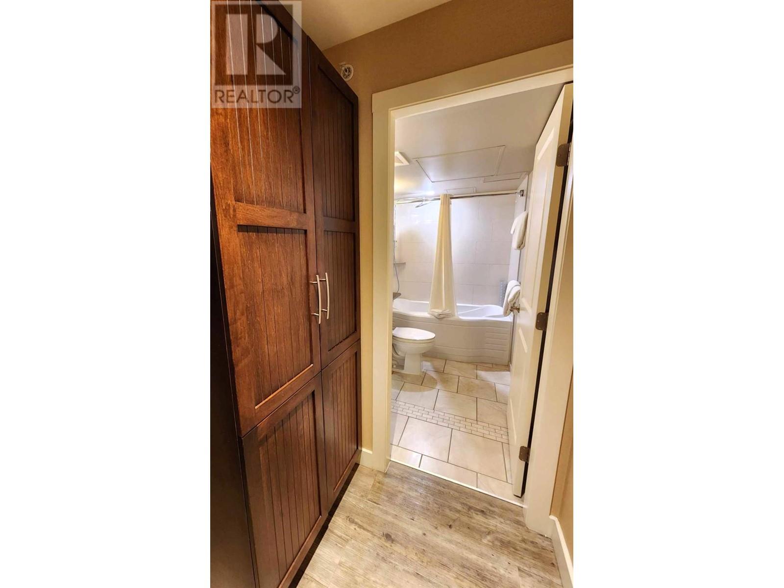 13011 Lakeshore Drive Unit# 363, Summerland, British Columbia  V0H 1Z1 - Photo 10 - 10337807