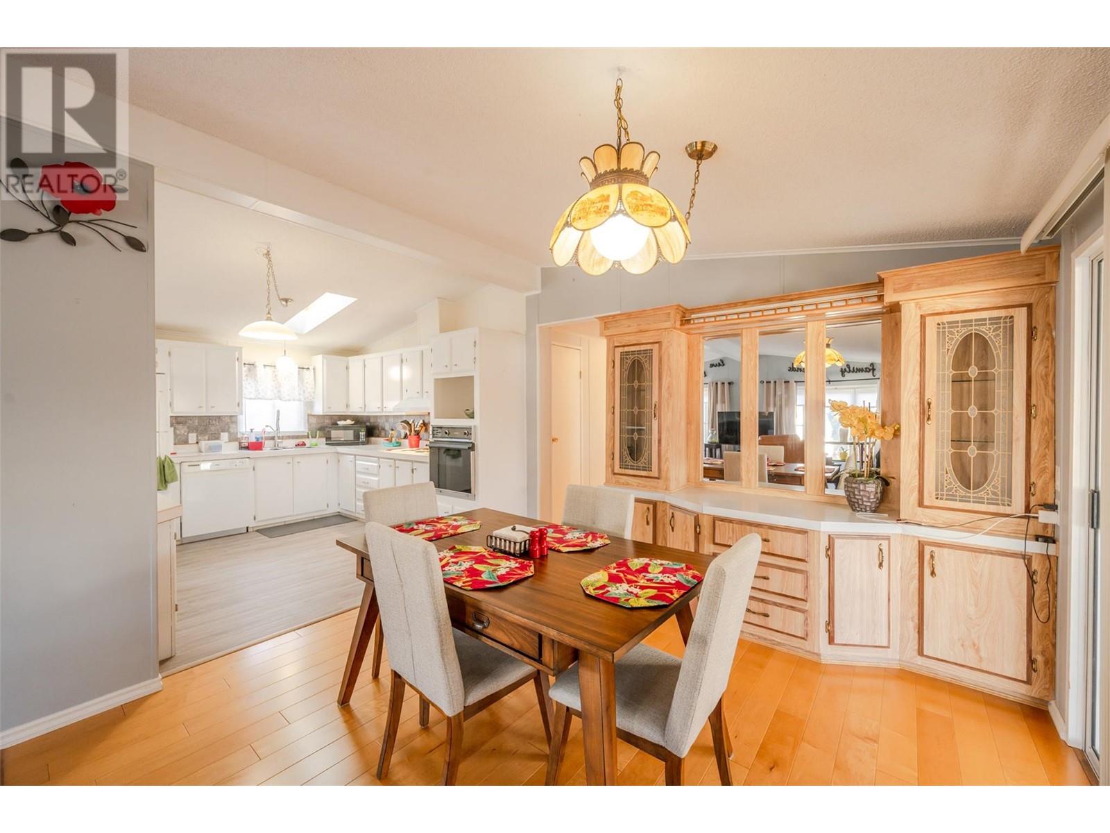 197 Dauphin Avenue Unit# 302, Penticton, British Columbia  V2A 3S3 - Photo 8 - 10337187