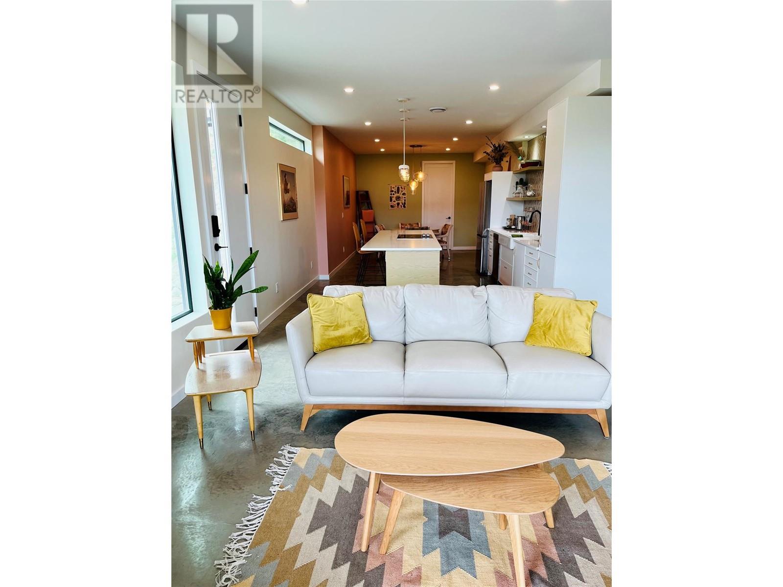 1241 Copper Drive, Oliver, British Columbia  V0H 1T5 - Photo 11 - 10337158