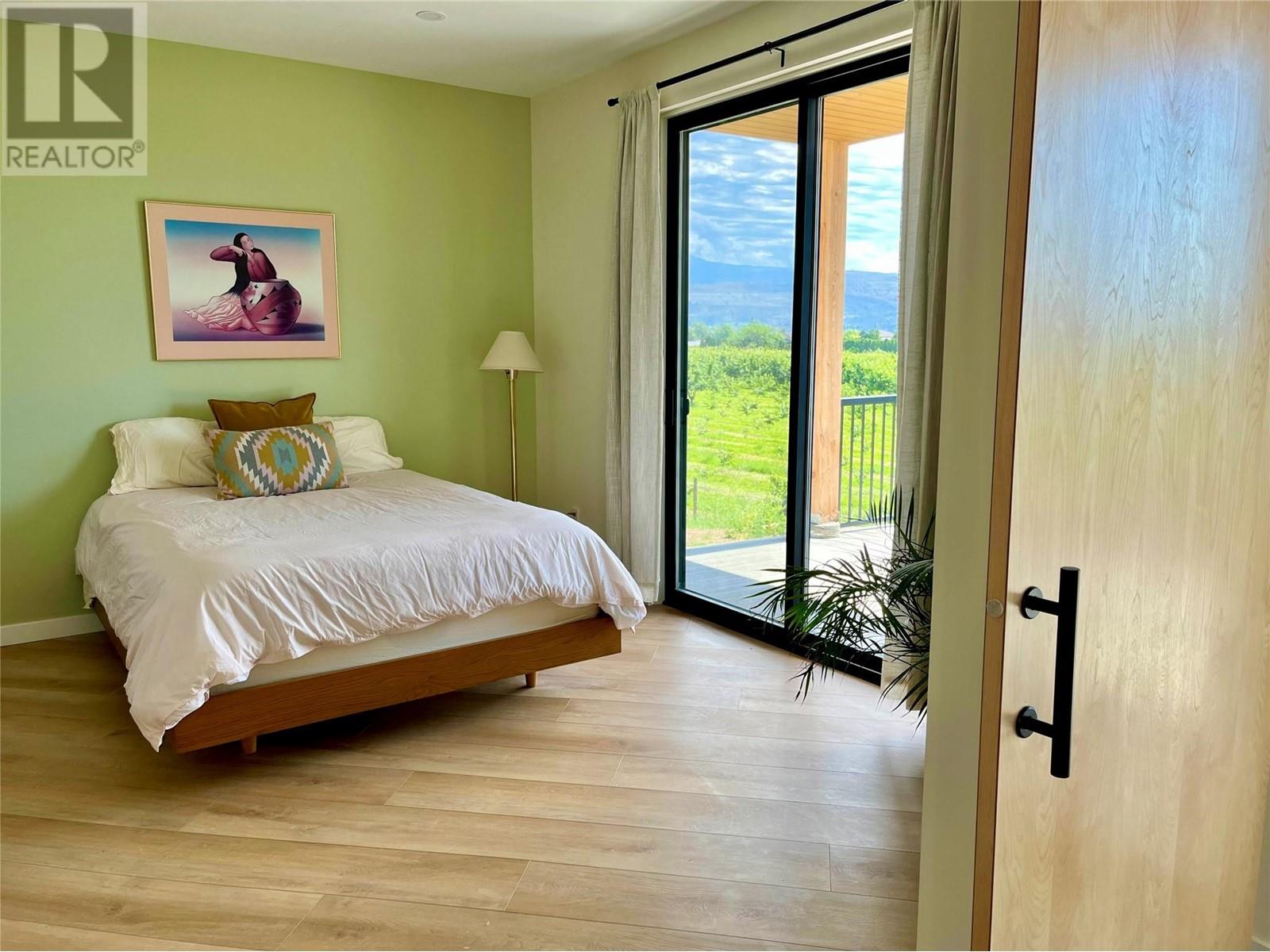 1241 Copper Drive, Oliver, British Columbia  V0H 1T5 - Photo 13 - 10337158