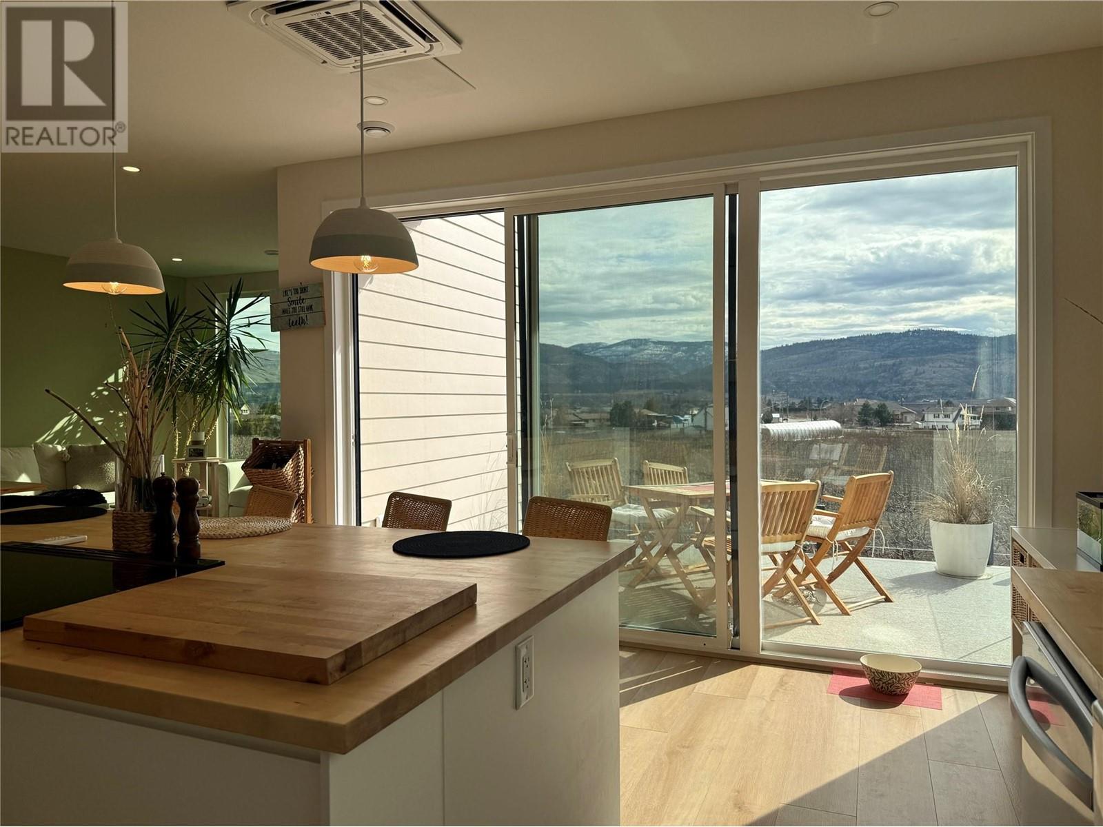 1241 Copper Drive, Oliver, British Columbia  V0H 1T5 - Photo 24 - 10337158