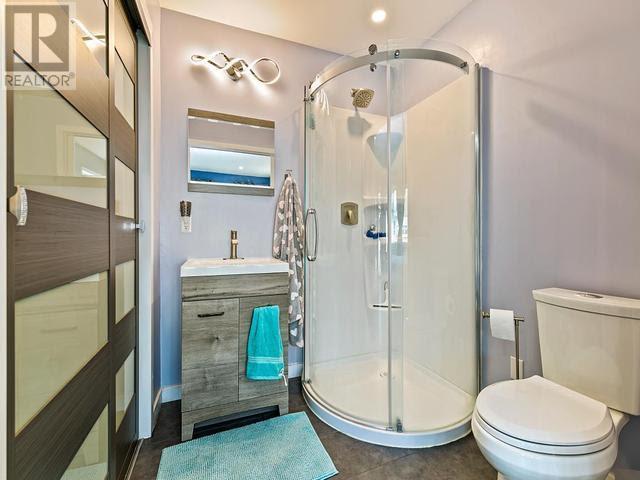 6242 Kootenay Street, Oliver, British Columbia  V0H 1T0 - Photo 14 - 10337135