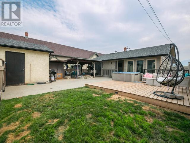 6242 Kootenay Street, Oliver, British Columbia  V0H 1T0 - Photo 2 - 10337135