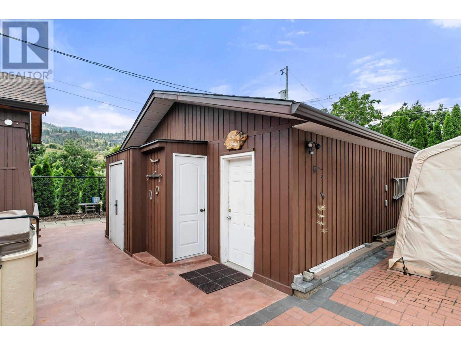 146 Yorkton Avenue, Penticton, British Columbia  V2A 3V2 - Photo 25 - 10337772