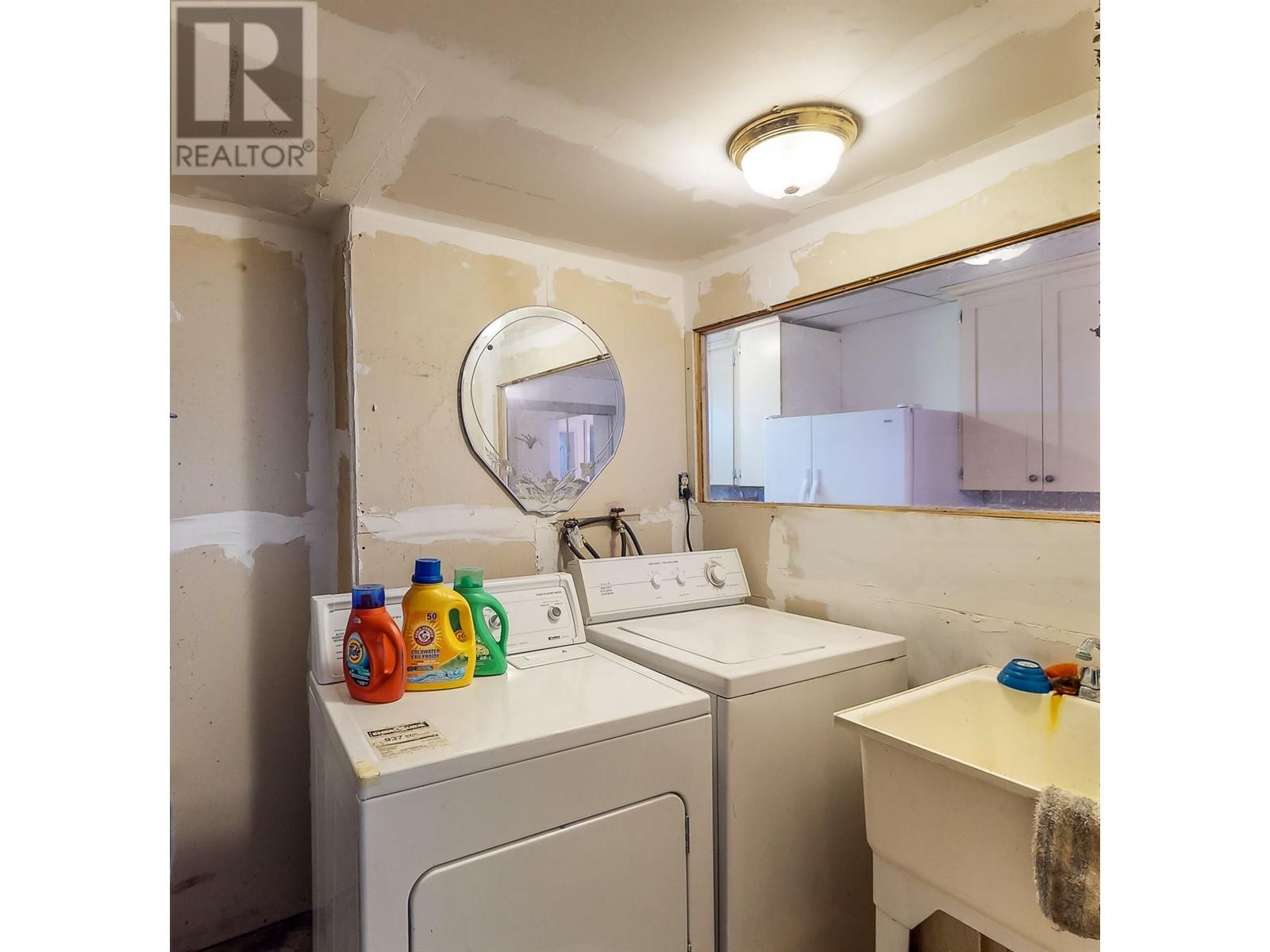 18255 3 Highway, Osoyoos, British Columbia  V0H 1V5 - Photo 33 - 10337675
