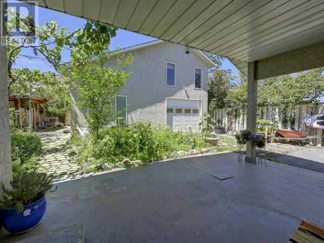 6476 Kootenay Street, Oliver, British Columbia  V0H 1T5 - Photo 12 - 10337137