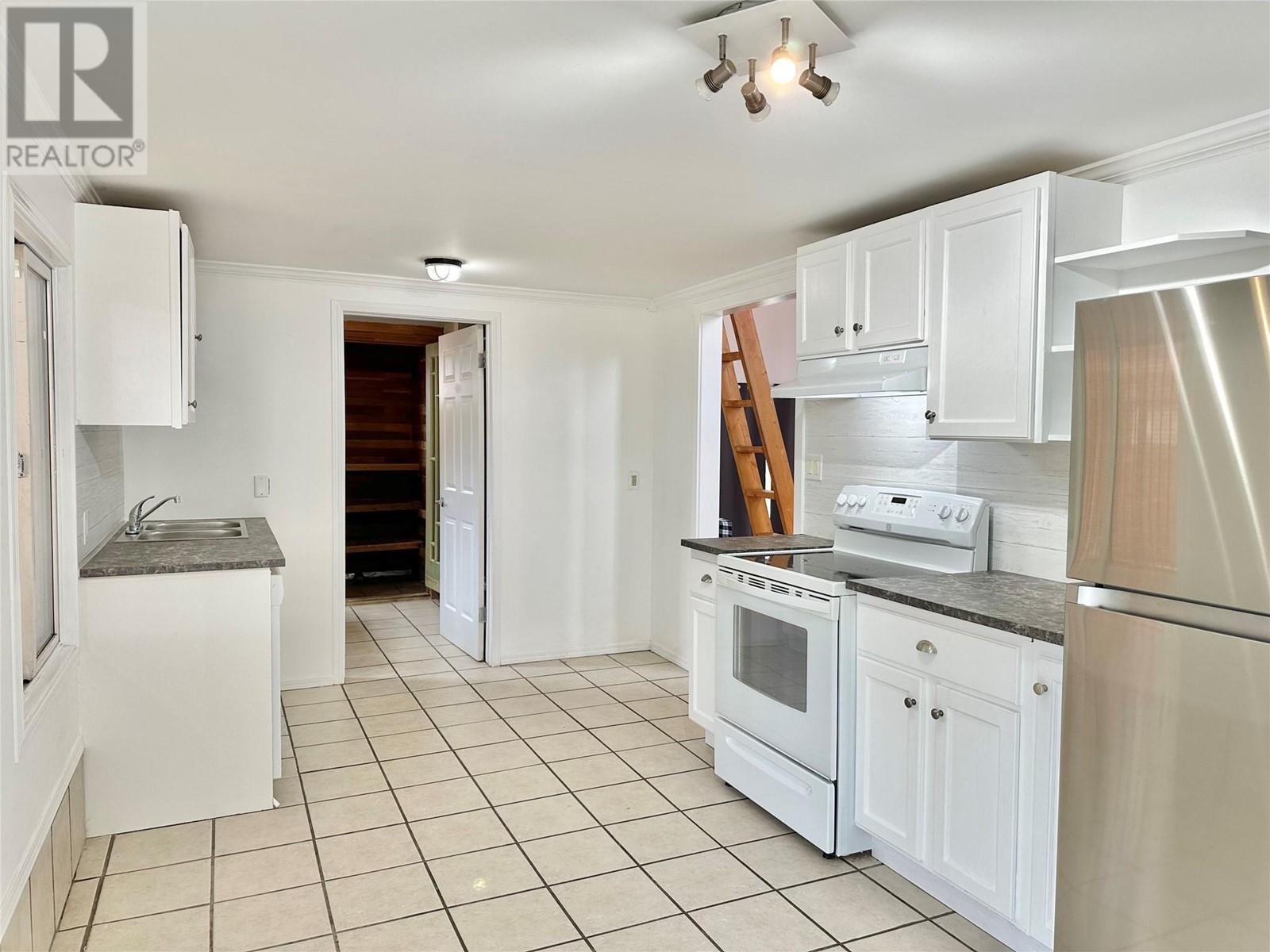 6476 Kootenay Street, Oliver, British Columbia  V0H 1T5 - Photo 23 - 10337137