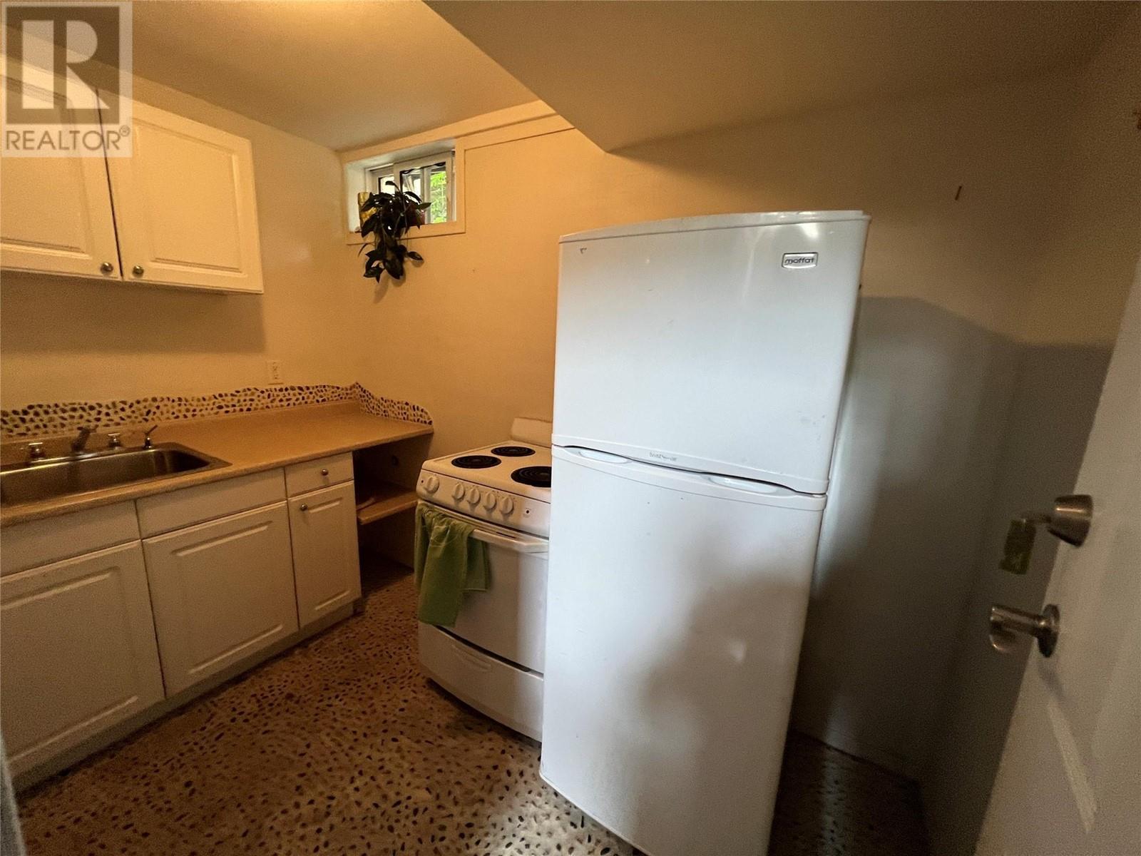 6476 Kootenay Street, Oliver, British Columbia  V0H 1T5 - Photo 35 - 10337137
